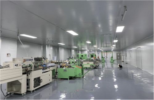 10萬級無塵車間凈化工程公司,為廣州白云區(qū)生產(chǎn)車間出具裝修方案